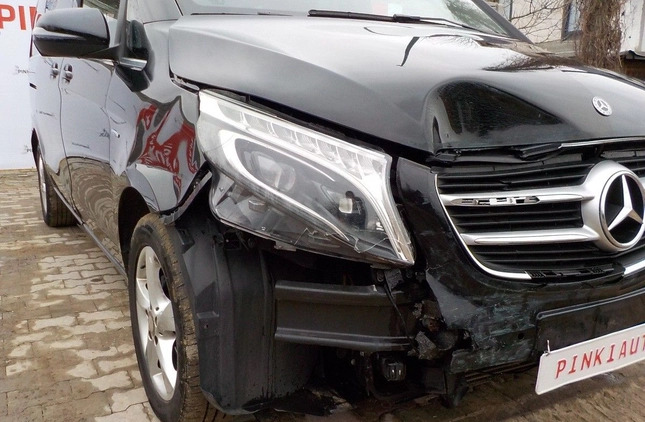 Mercedes-Benz Klasa V cena 86900 przebieg: 211818, rok produkcji 2018 z Poręba małe 742